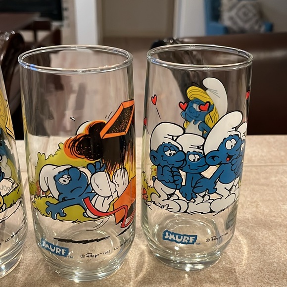Glasses - Picture 3 of 3